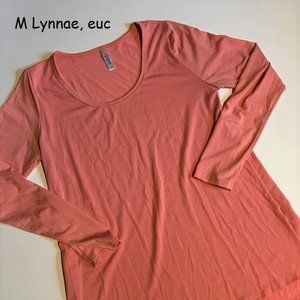 Medium Lularoe Lynnae long-sleeved top, pinkish-salmon
